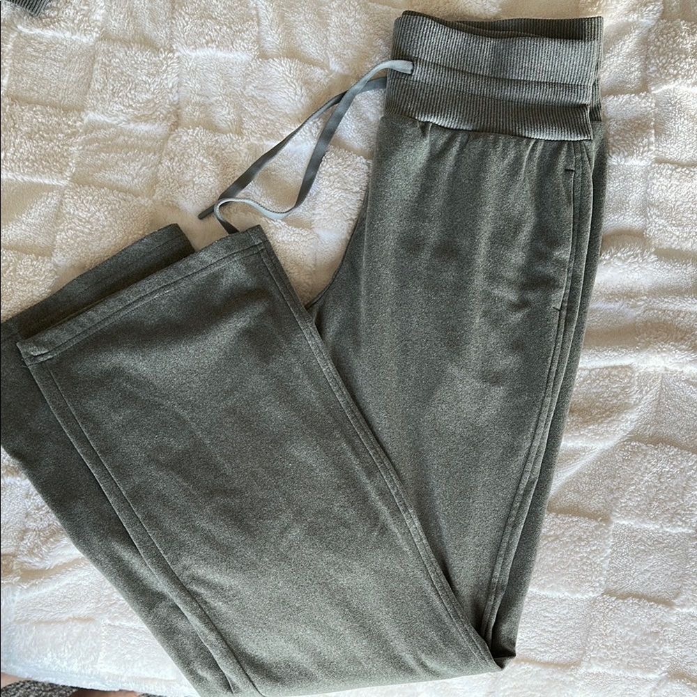 Green lounge set